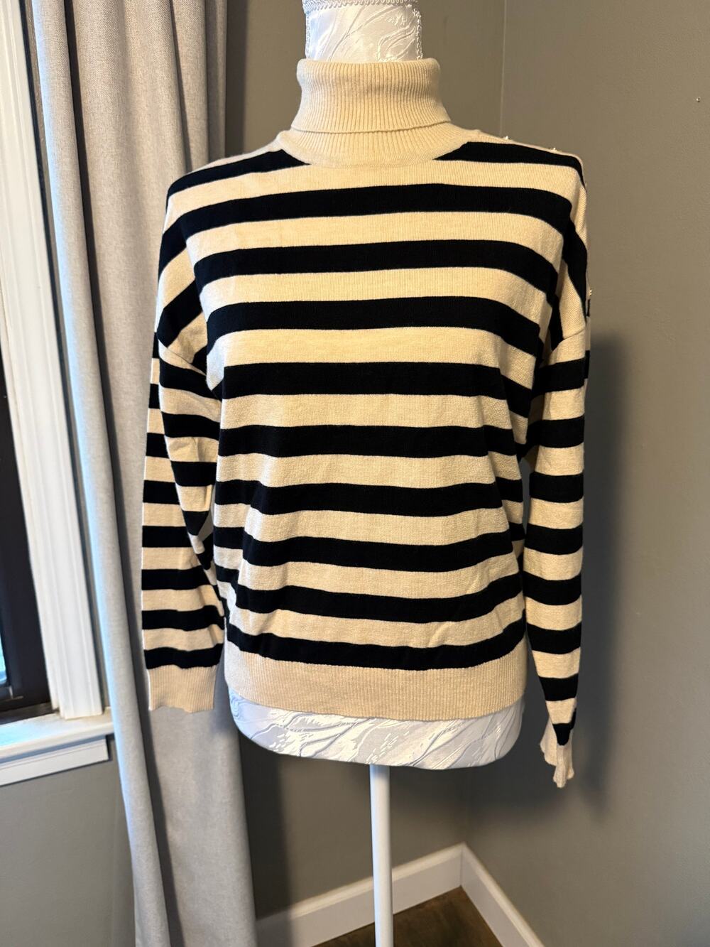 Rafiana striped sweater small